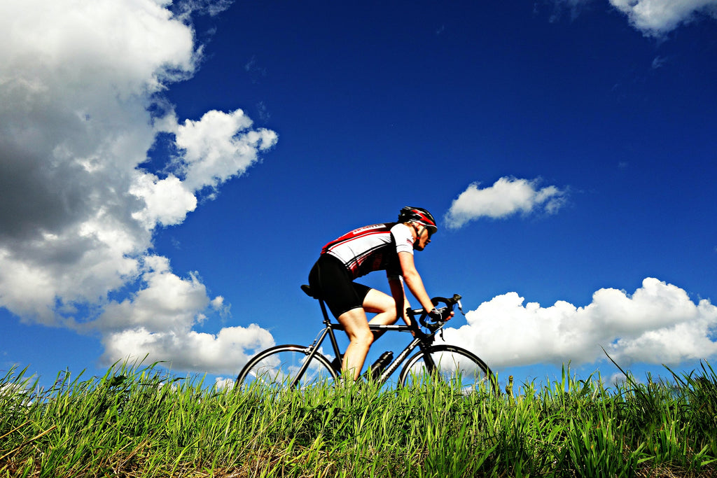 Windy Bike Rides How to Cheat the Wind While Cycling Selle Anatomica